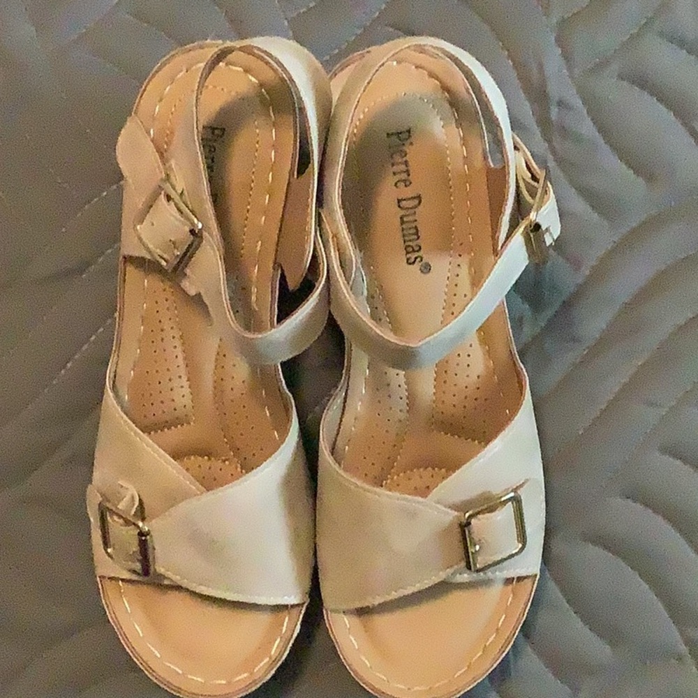 Pierre Dumas wedge sandal